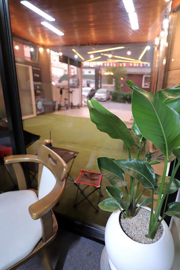 Stay Romantictrip_Hostel Kjongdzsu Kültér fotó