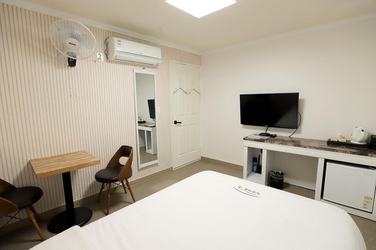 Stay Romantictrip_Hostel Kjongdzsu Kültér fotó